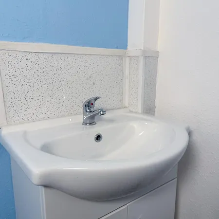 Borough Retreat 5br דירה מידלסבורו